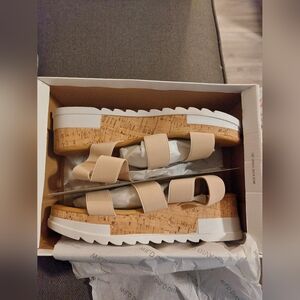 Brand new shoes size 9 nude
